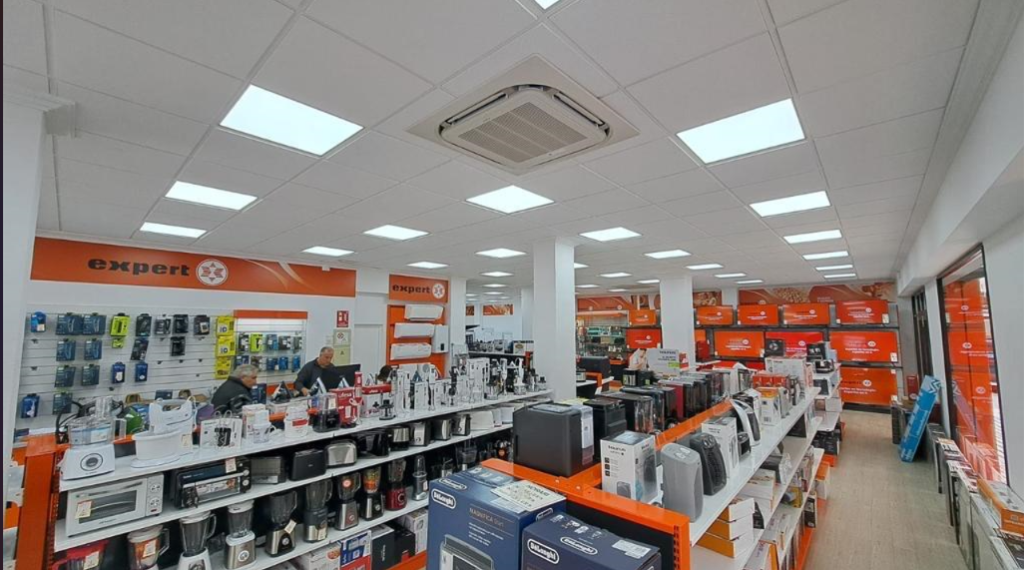 Expert Sapin Ibiza new store 2024