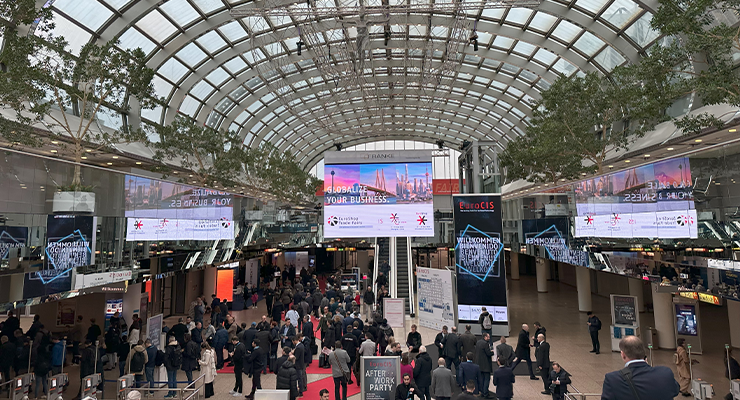 Image source: Across Magazine, credit: heidemarie kriz